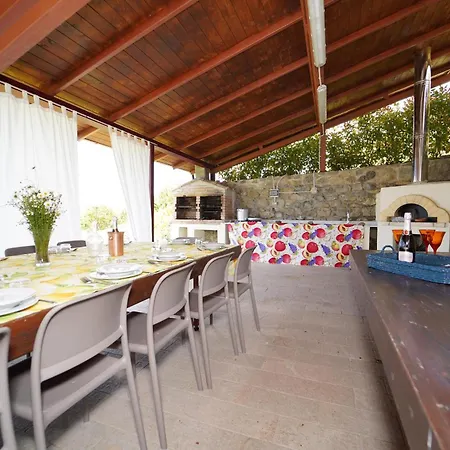 Prázdninový dům Podere Gaia 16 Pax By Villasretreats