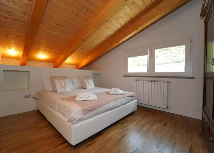 Podere Gaia 16 Pax By Villasretreats Hébergement de vacances Sasseta